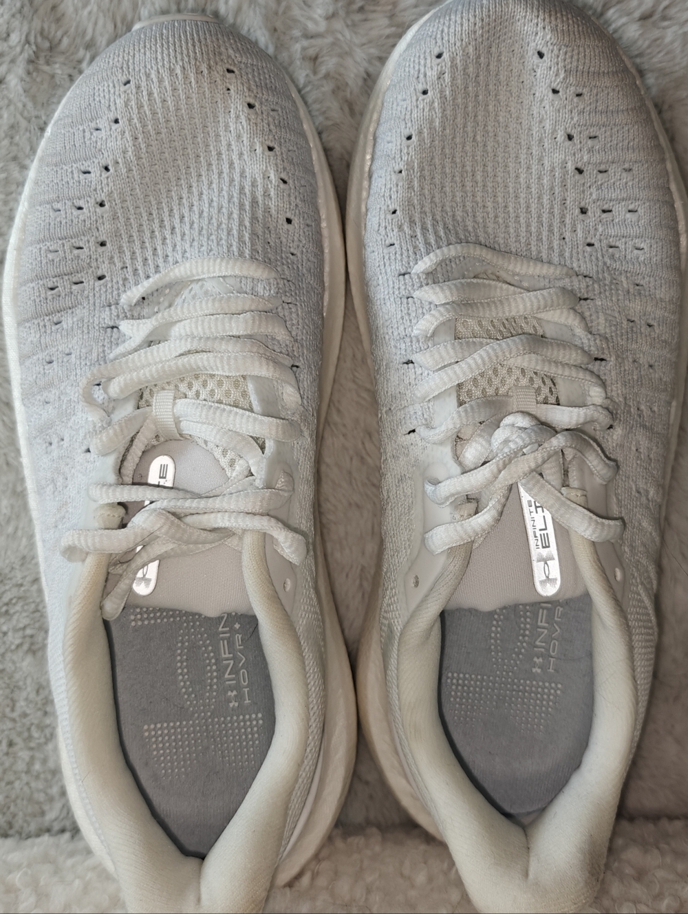 Women's Under Armour, Size 7